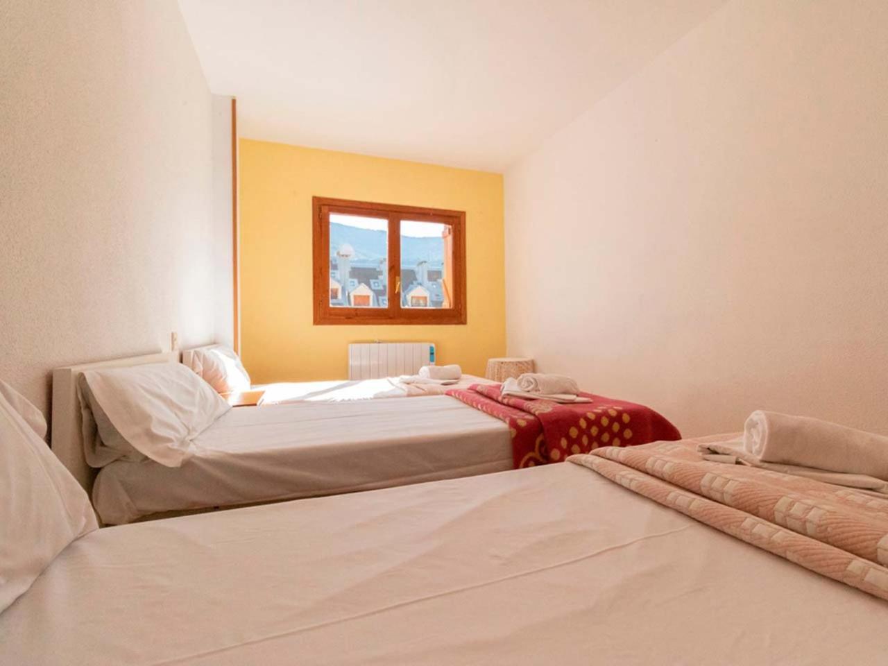 Apartamentos Villanua 3000 Bagian luar foto