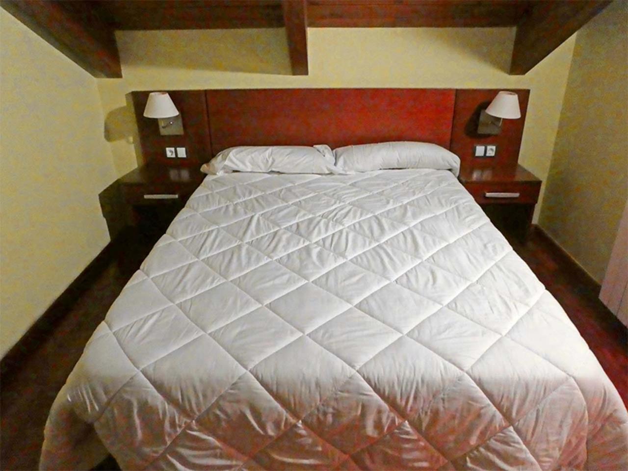 Apartamentos Villanua 3000 Bagian luar foto
