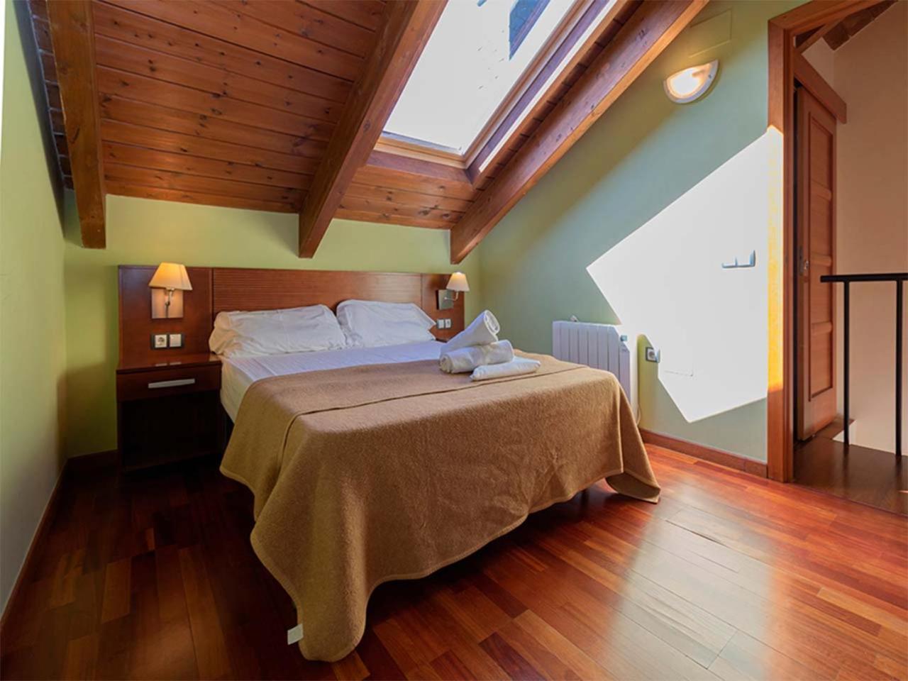 Apartamentos Villanua 3000 Bagian luar foto